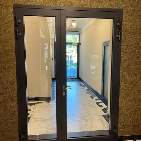 Apartment Dzielna Prime