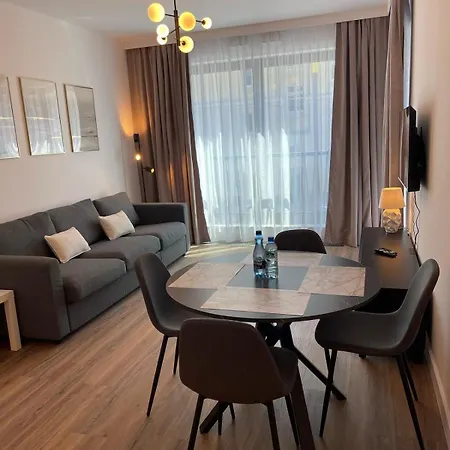 Dzielna Prime * Warsaw